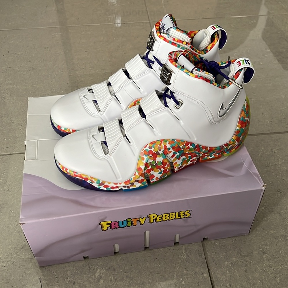 SOLD❗️2024 Nike LeBron 4 “Fruity Pebbles”